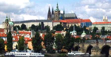 Prag Burg Moldau