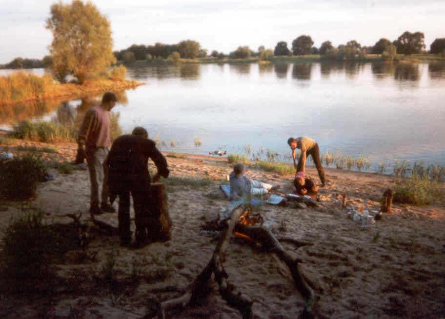 Sonnenuntergang an der Elbe