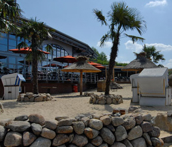 Doemitz Strand Hafen Bar Strandkorb