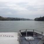Bratislava Ankunft Fluss Katamaran